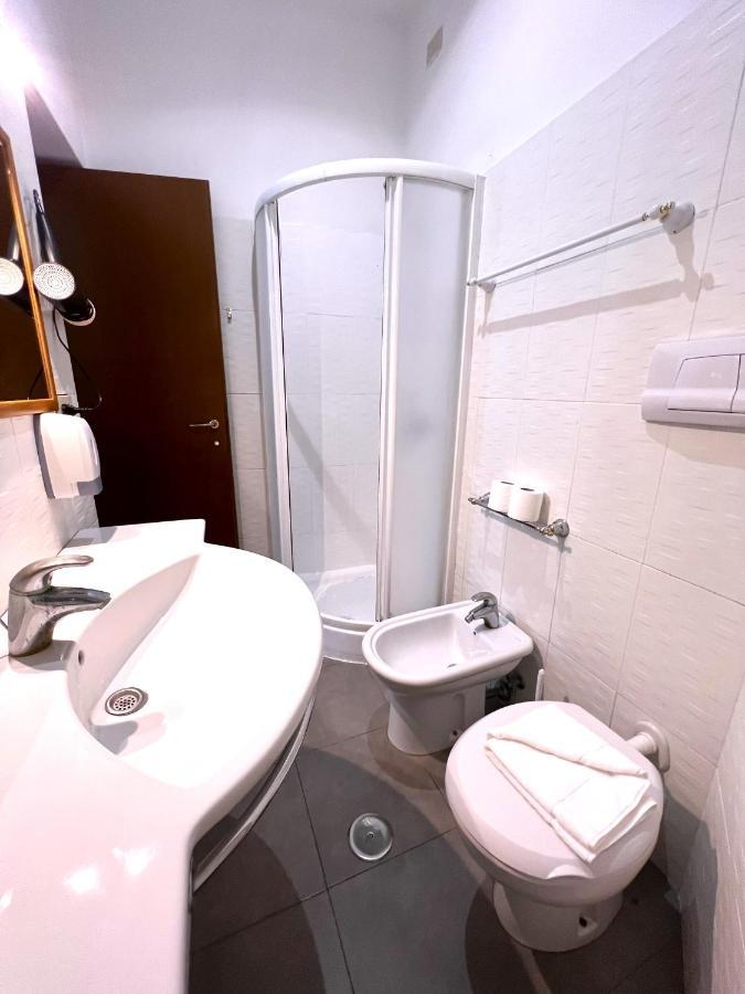 Booking Inn Settembre 95 로마 외부 사진