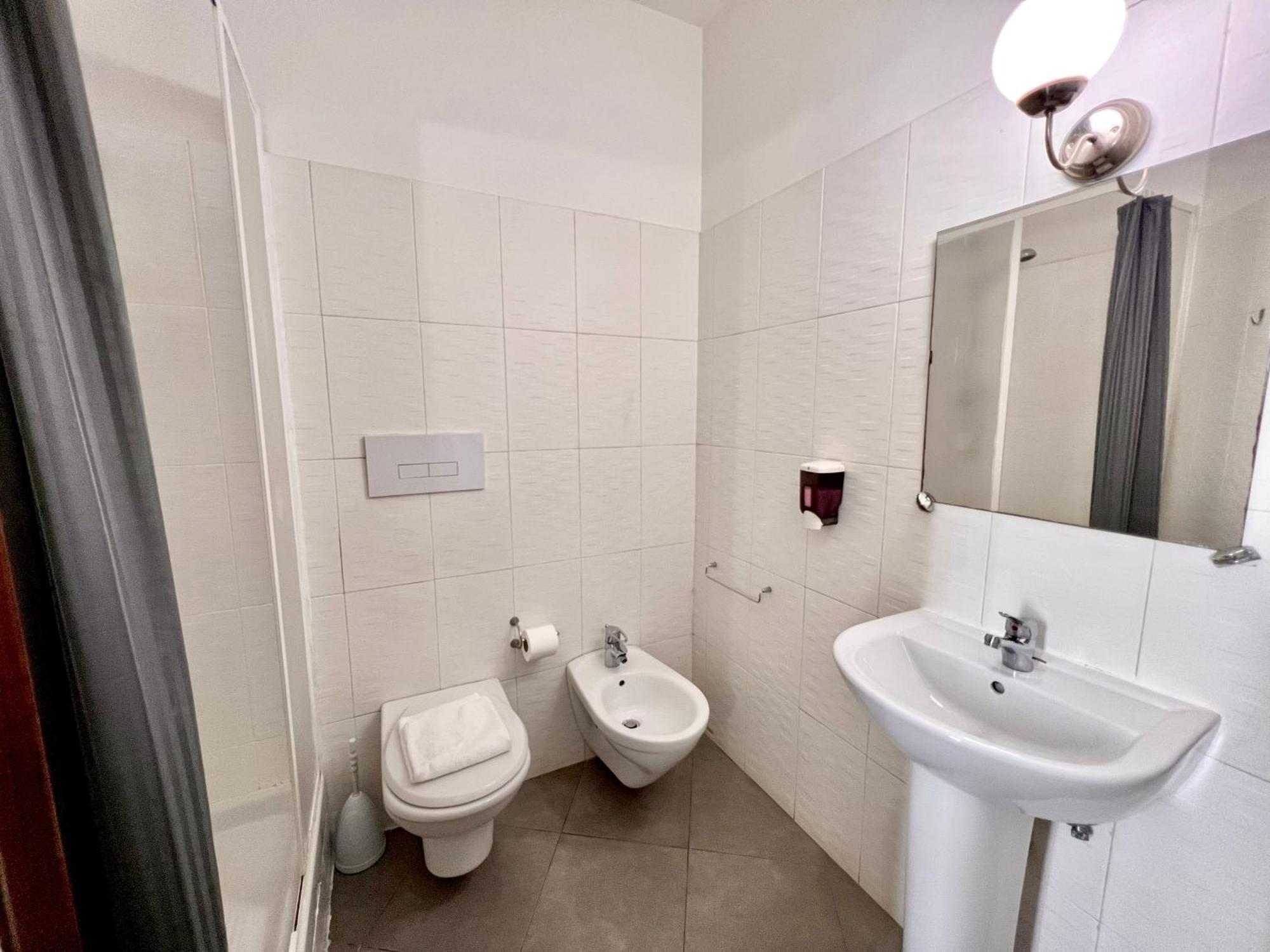Booking Inn Settembre 95 로마 외부 사진